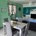 Ferienhaus Loma In *